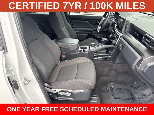 Used 2025 Toyota 4Runner SR5 AWD/4WD image 9