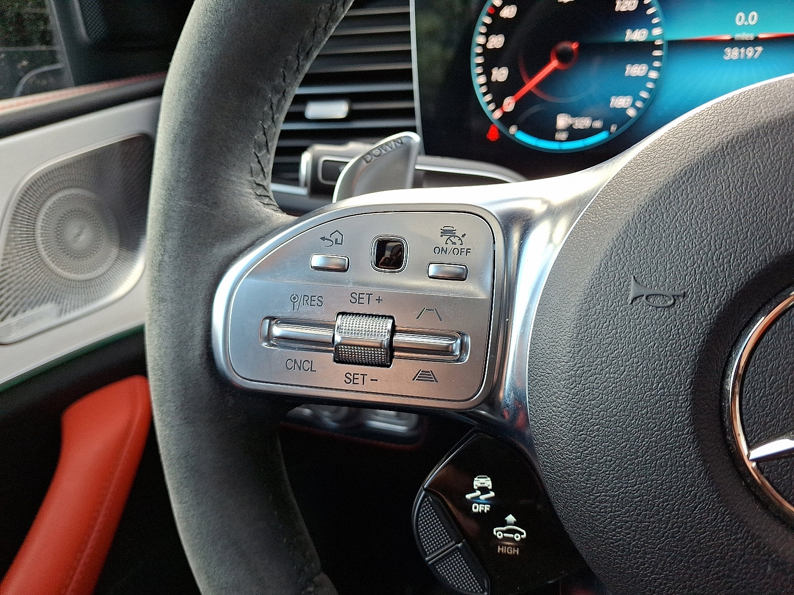 Used 2023 Mercedes-Benz GLE 53 AMG 4MATIC image 18