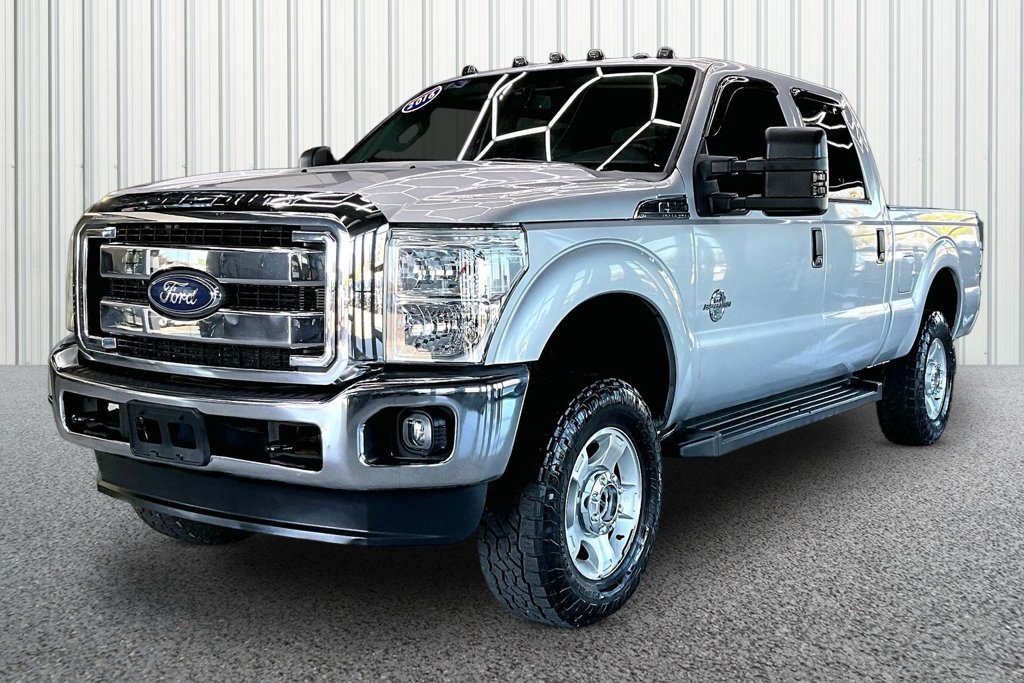 Used 2016 Ford F250 XLT w/ Snow Plow Prep Package AWD/4WD image 3