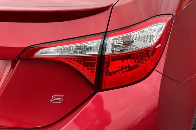 Used 2015 Toyota Corolla S Premium FWD image 29