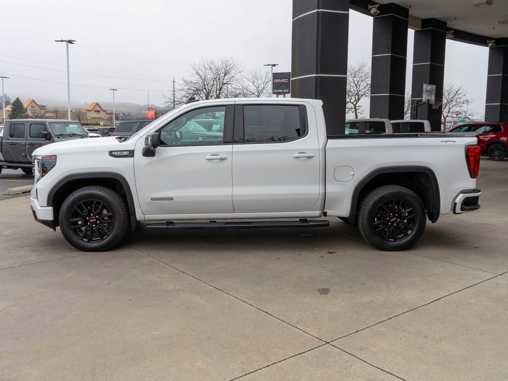 Used 2025 GMC Sierra 1500 Elevation w/ Elevation Premium Package image 4