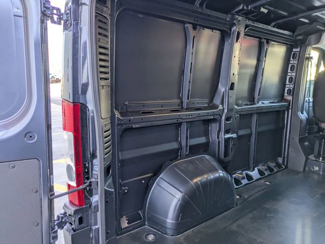 Used 2026 RAM ProMaster 1500 w/ Convenience Group FWD image 24