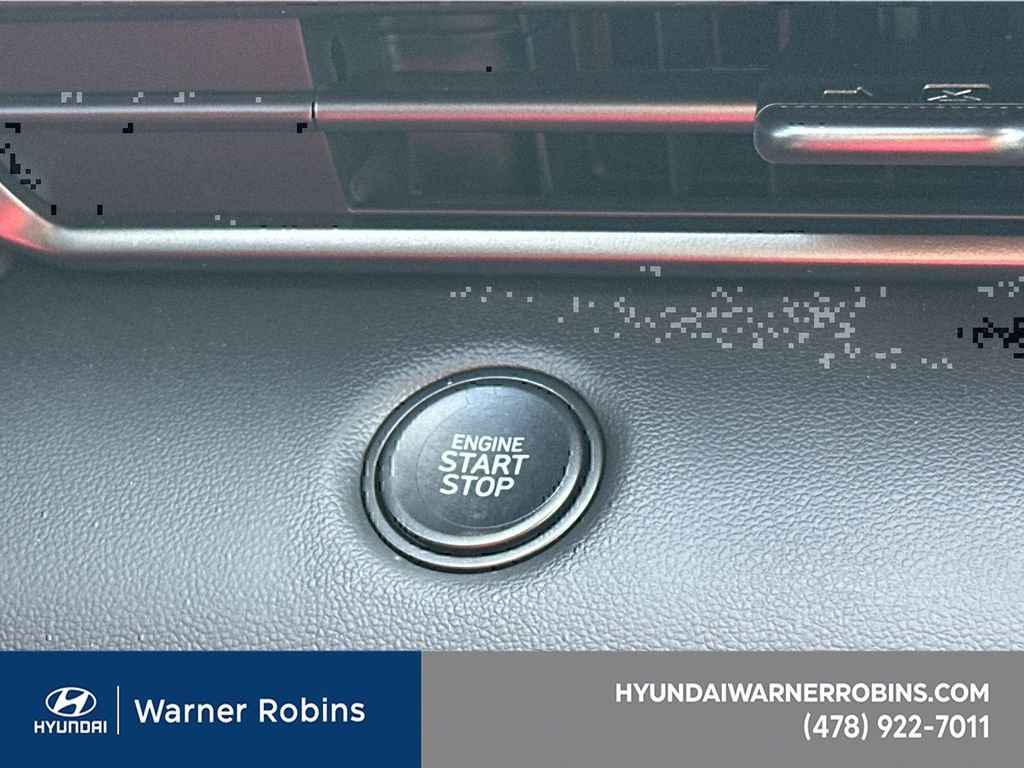 New 2025 Hyundai Elantra Sport image 29