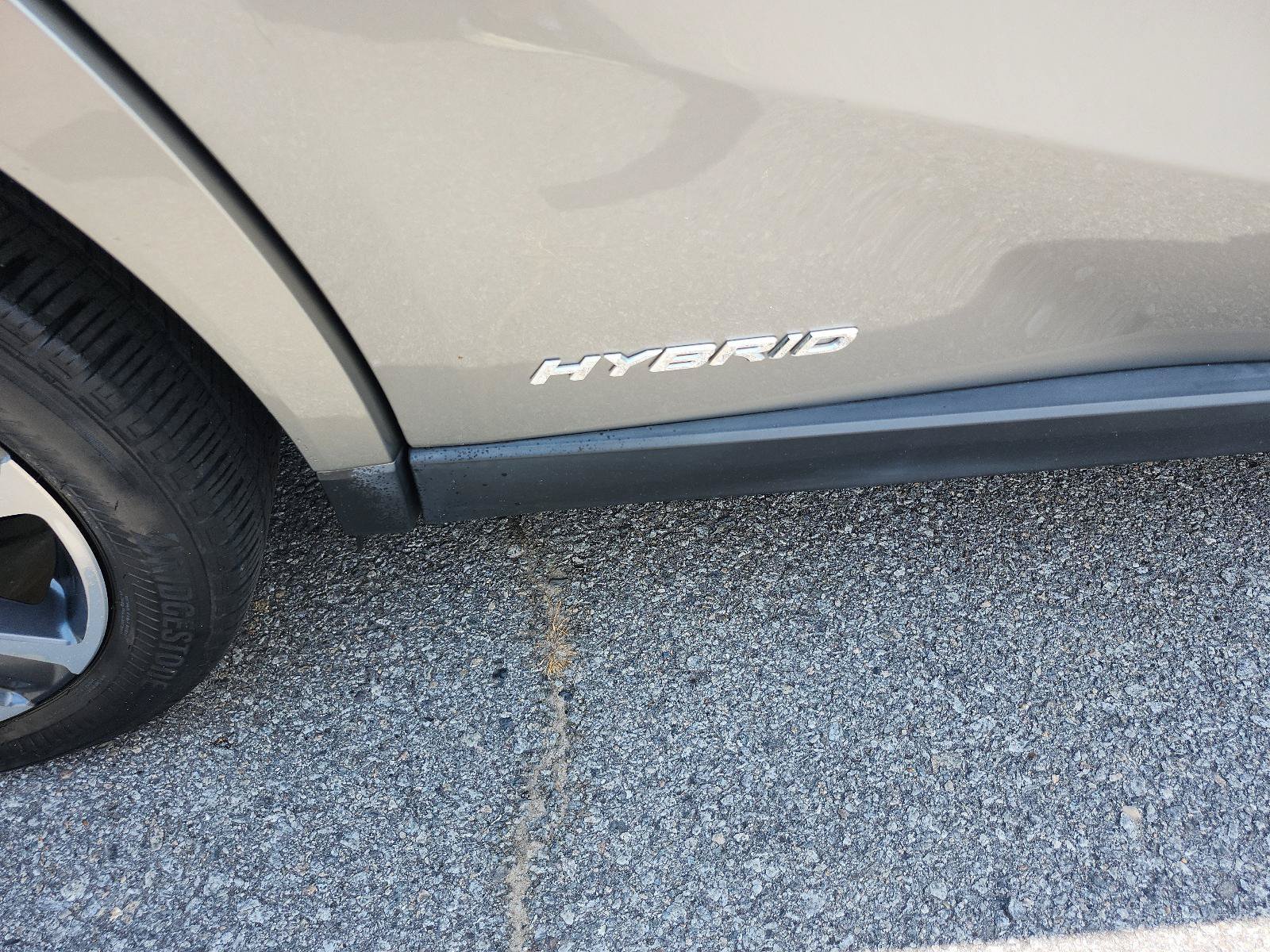 Used 2022 Lexus UX 250h w/ Premium Package AWD/4WD image 6