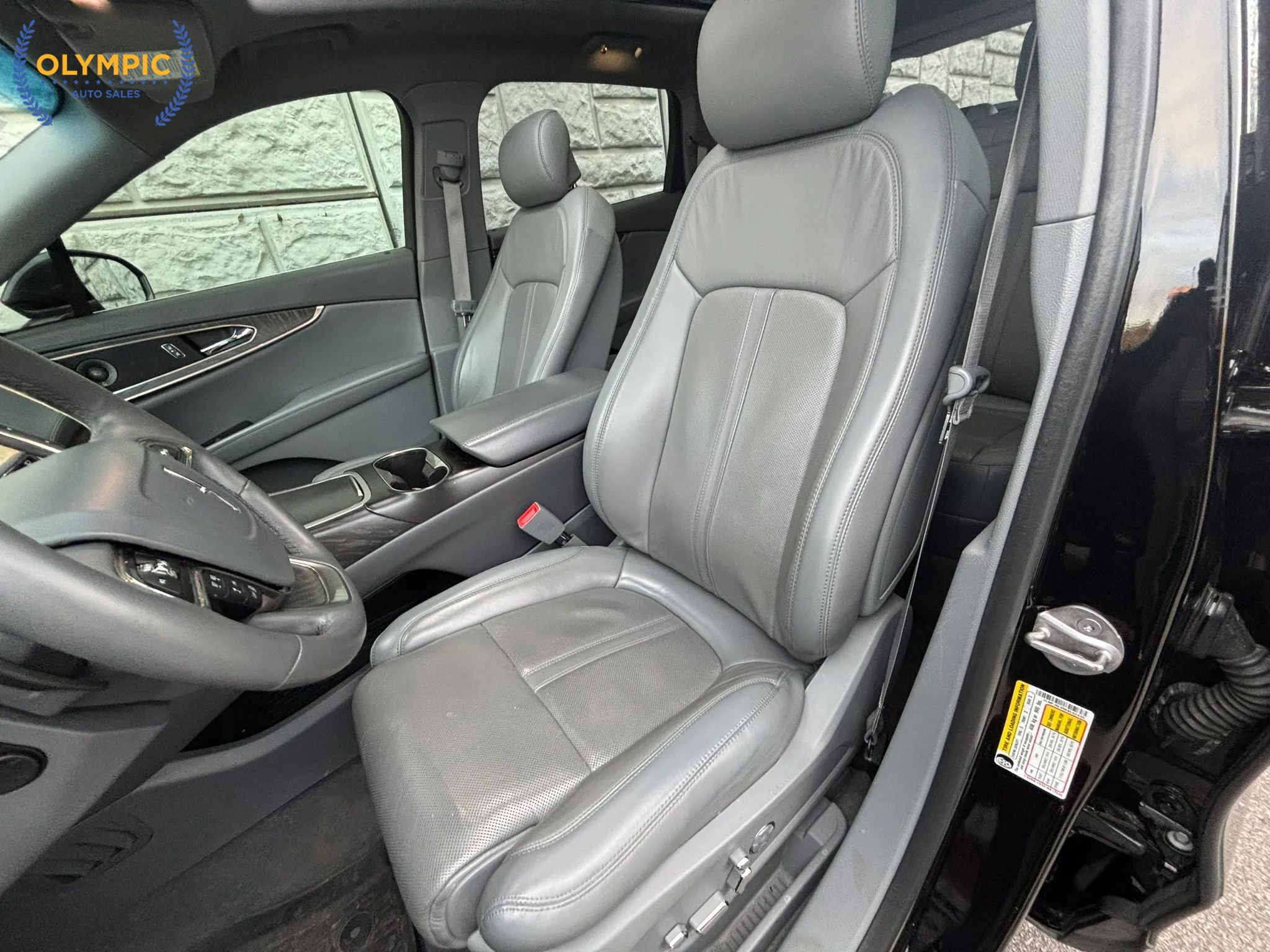 Used 2019 Lincoln Nautilus Reserve image 38