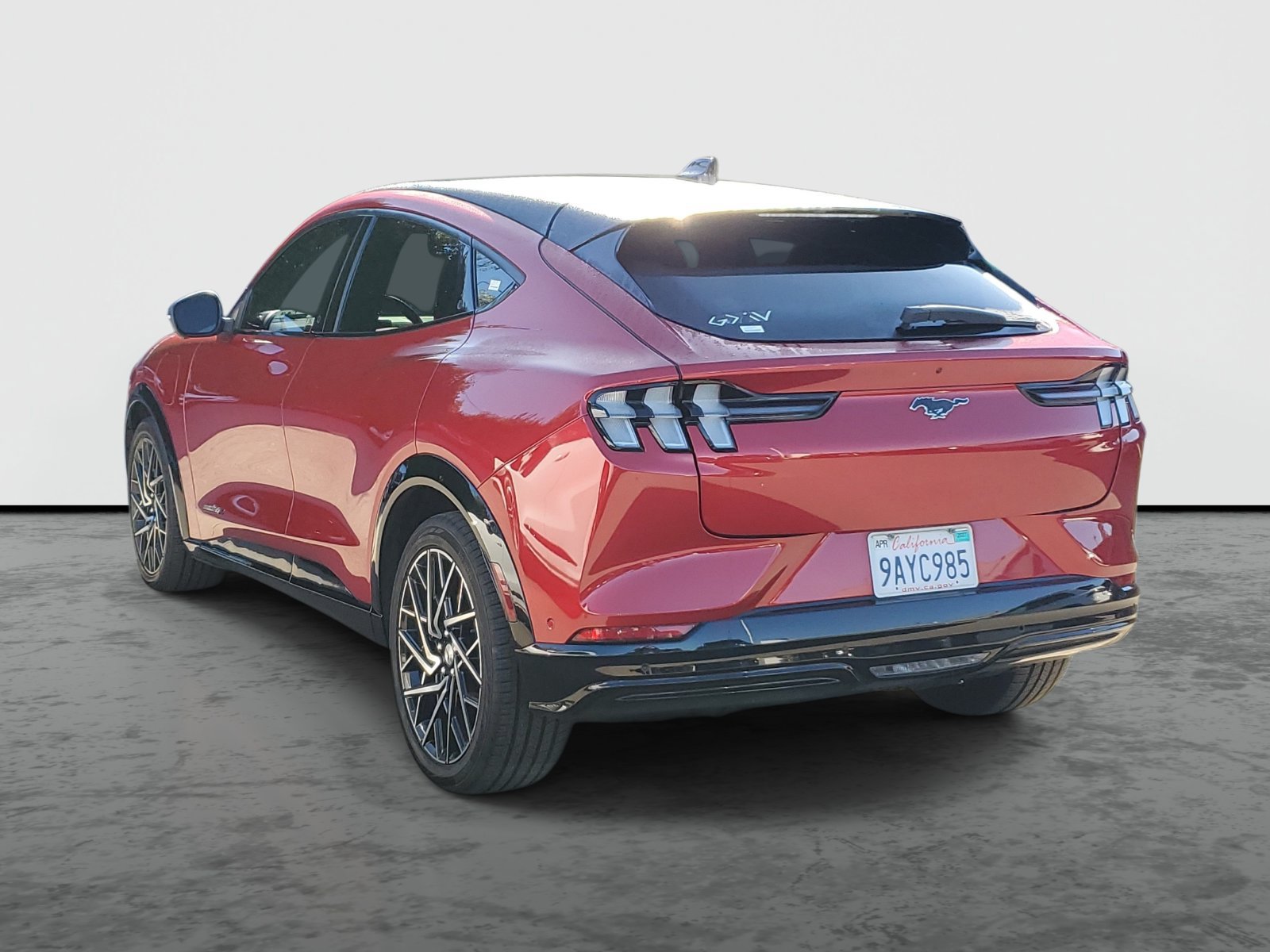 Used 2022 Ford Mustang Mach-E Premium AWD/4WD image 3