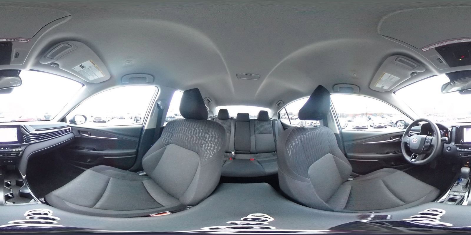 Used 2025 Toyota Camry LE image 41