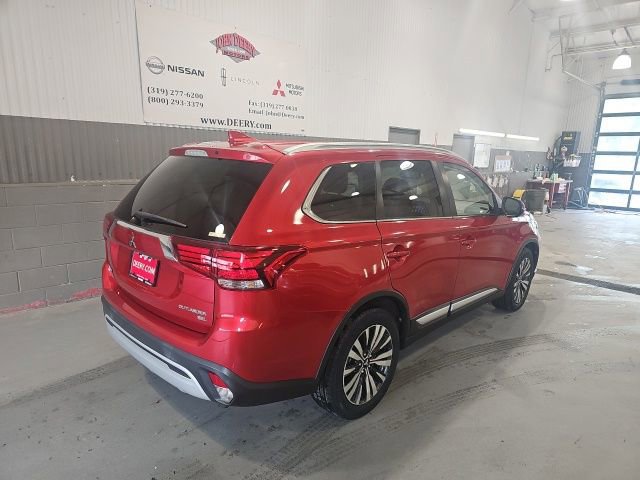 Used 2019 Mitsubishi Outlander AWD image 3