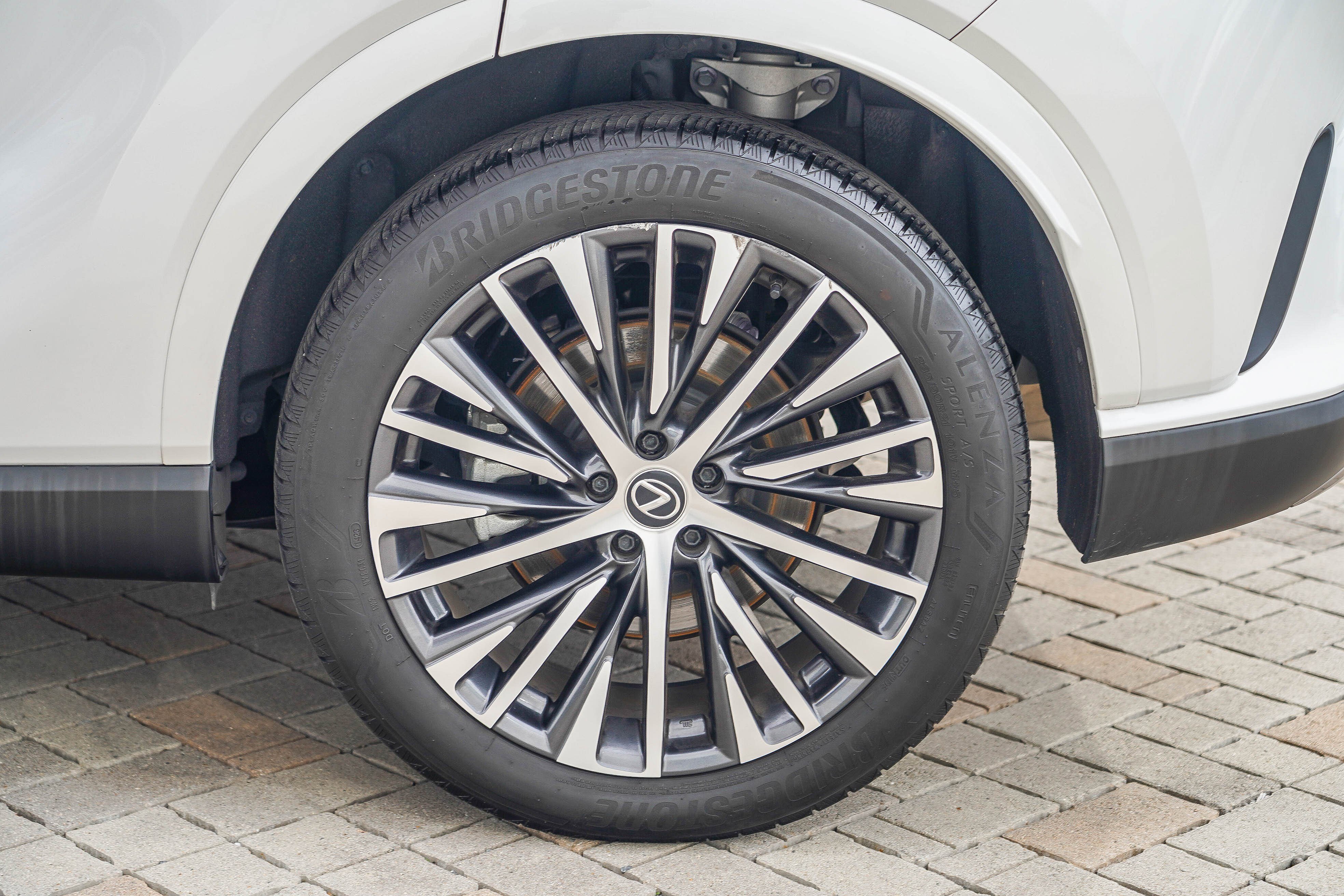 Used 2023 Lexus RX 350 Premium Plus w/ Cold Area Package image 12