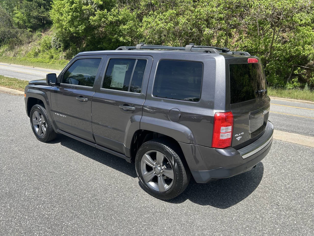 Used 2015 Jeep Patriot High Altitude AWD/4WD image 5