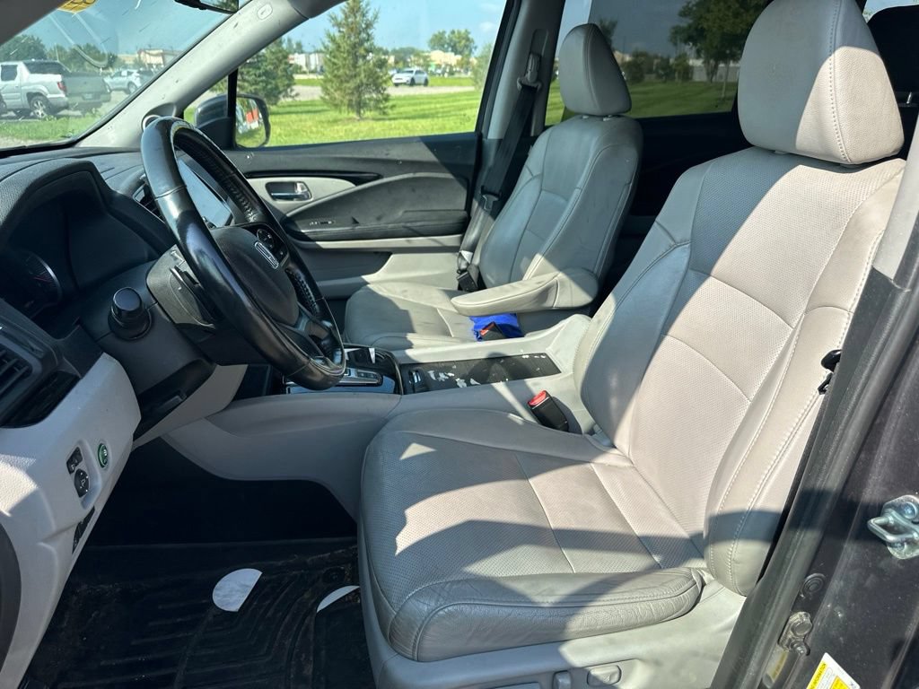Used 2019 Honda Pilot Elite image 18