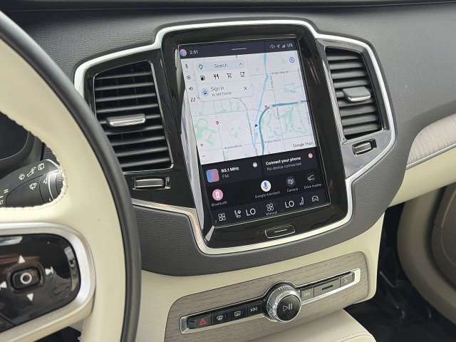 Used 2023 Volvo XC90 B6 Plus w/ Protection Package Premier AWD/4WD image 27