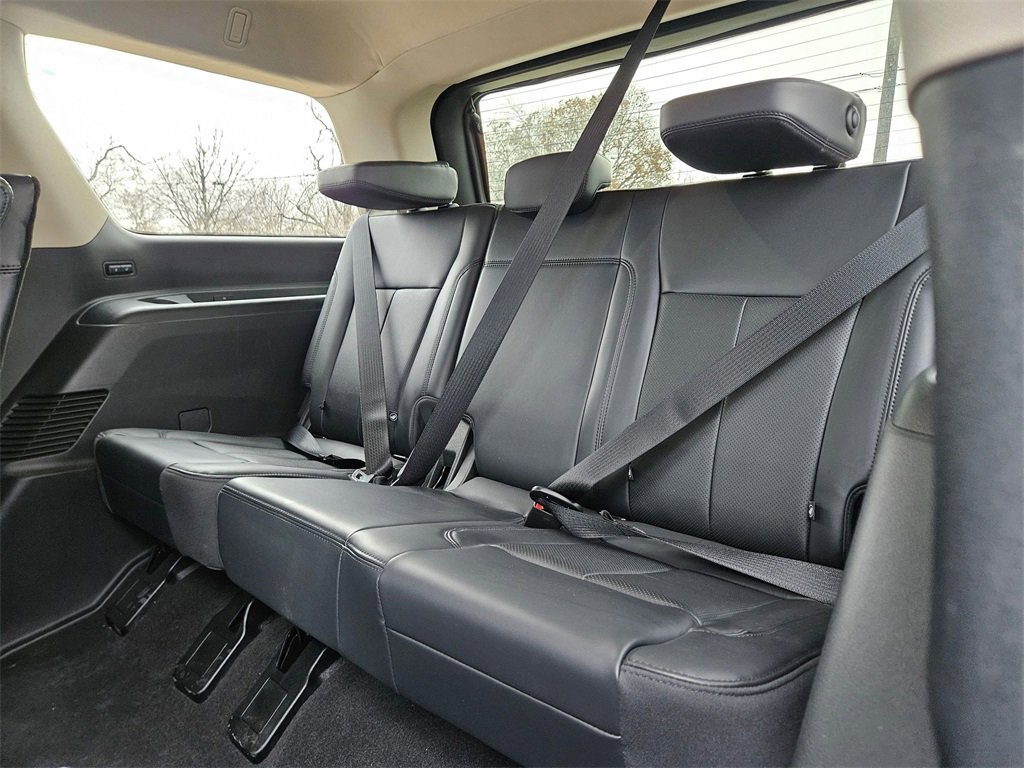 Used 2024 Ford Expedition XLT image 14