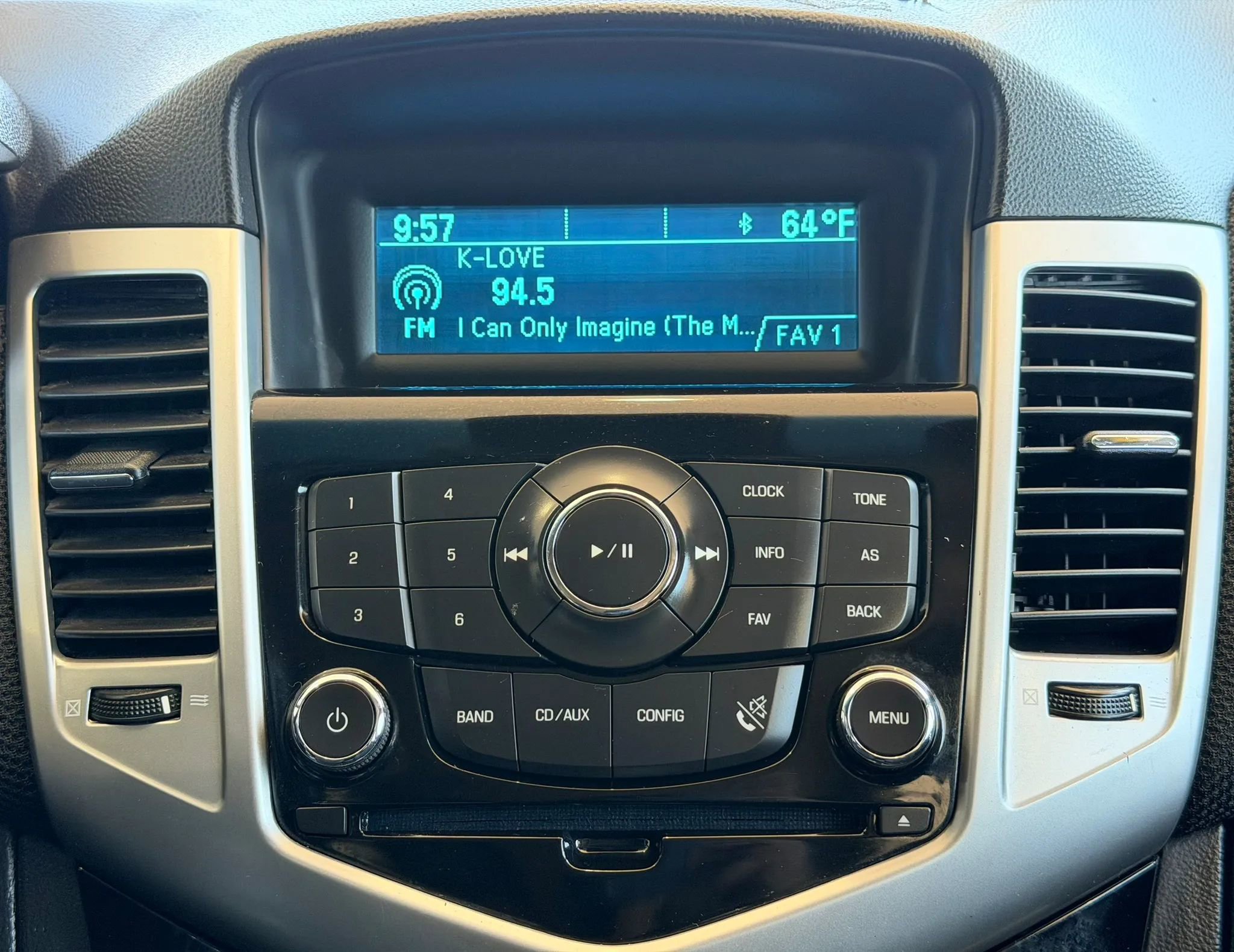 Used 2011 Chevrolet Cruze LT FWD image 17