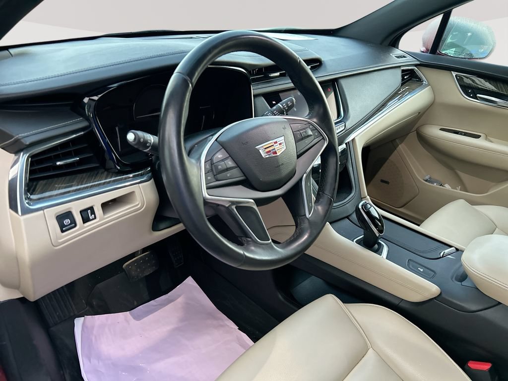 Used 2017 Cadillac XT5 FWD image 14