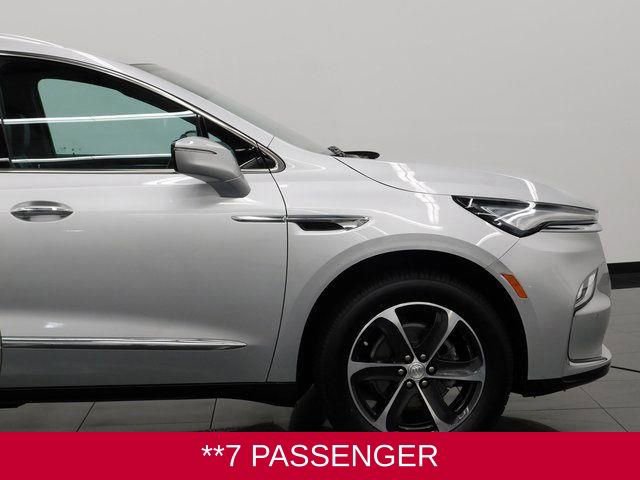 Used 2022 Buick Enclave Essence w/ Sport Touring Edition image 19