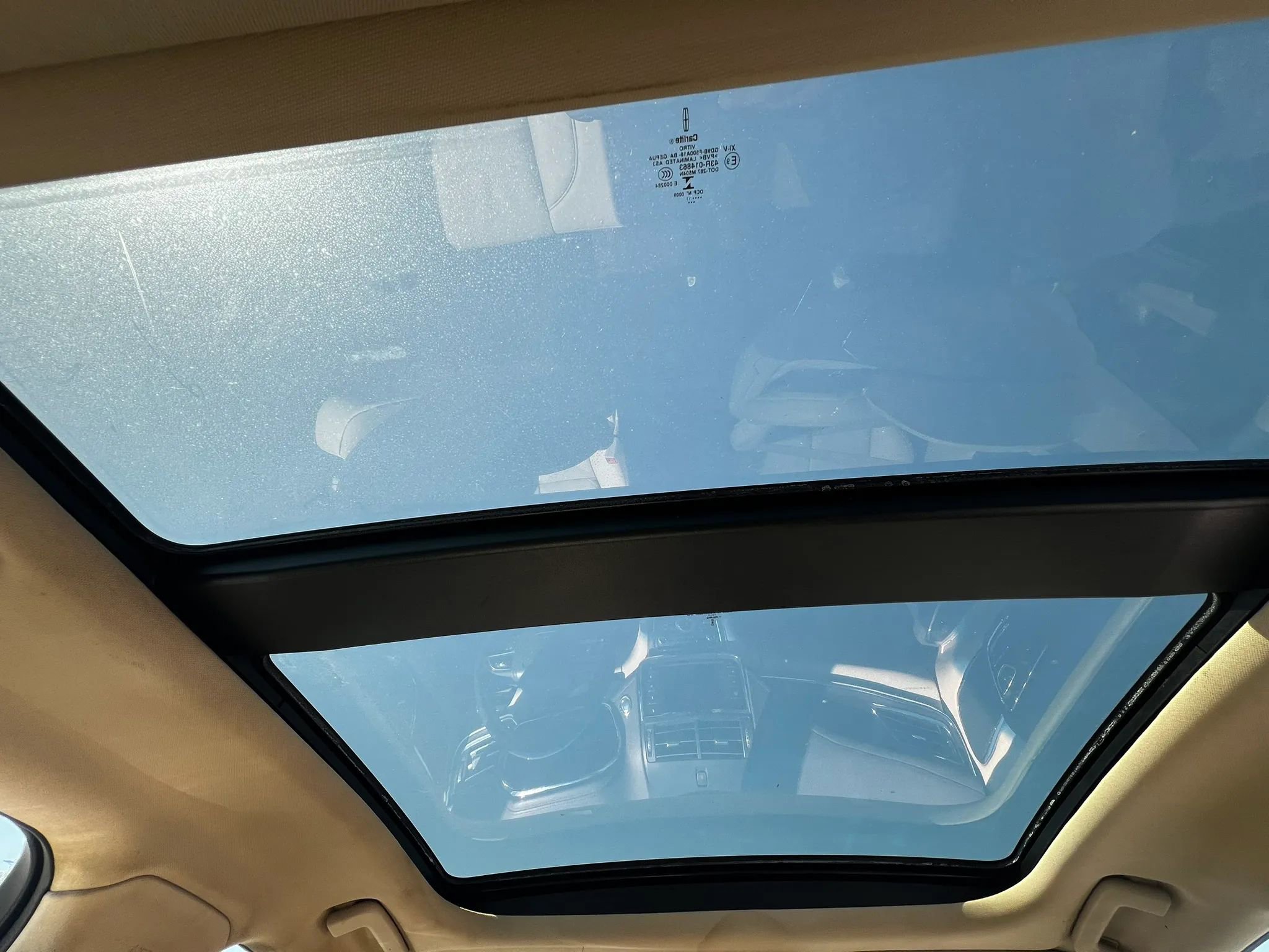 Used 2017 Lincoln Continental Reserve w/ Technology Package FWD image 23