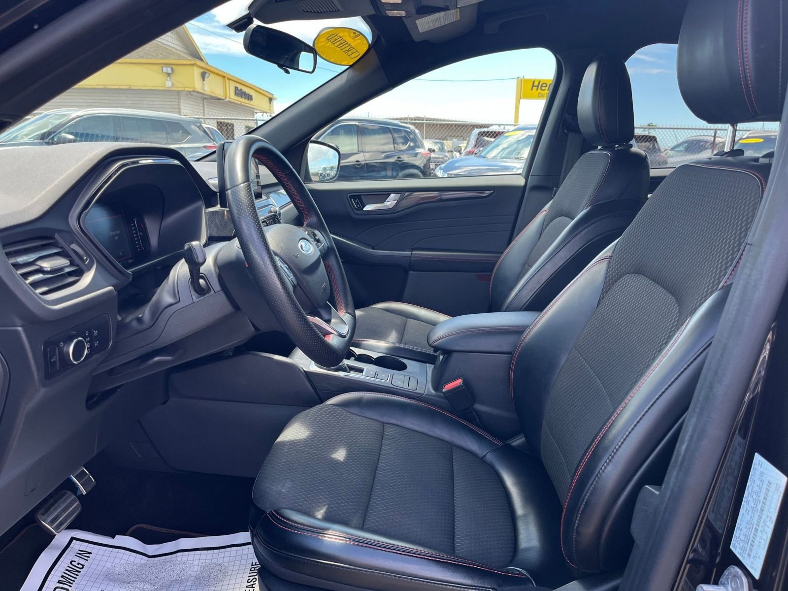 Used 2023 Ford Escape ST-Line image 27