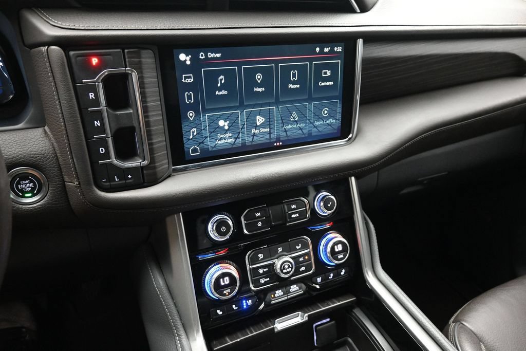 Used 2022 GMC Yukon XL Denali AWD/4WD image 5