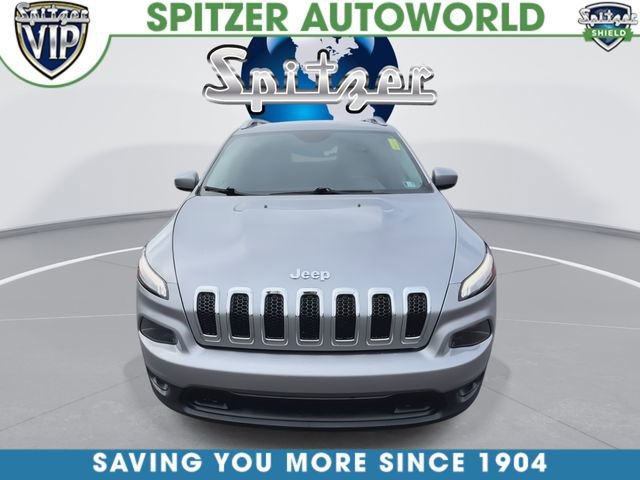 Used 2017 Jeep Cherokee Latitude w/ Cold Weather Group image 3