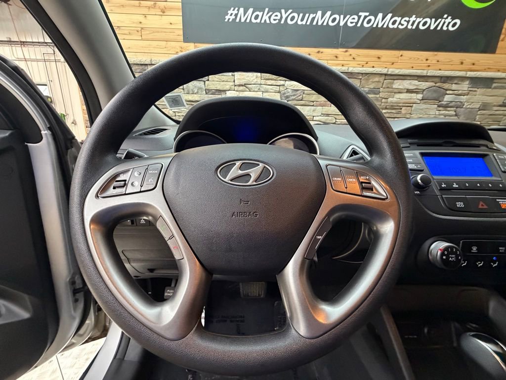 Used 2015 Hyundai Tucson GLS image 17