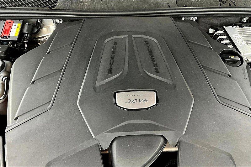 Used 2019 Porsche Cayenne AWD/4WD image 30