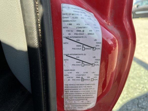 Used 2011 Ford F250 XL w/ XL Value Pkg image 28