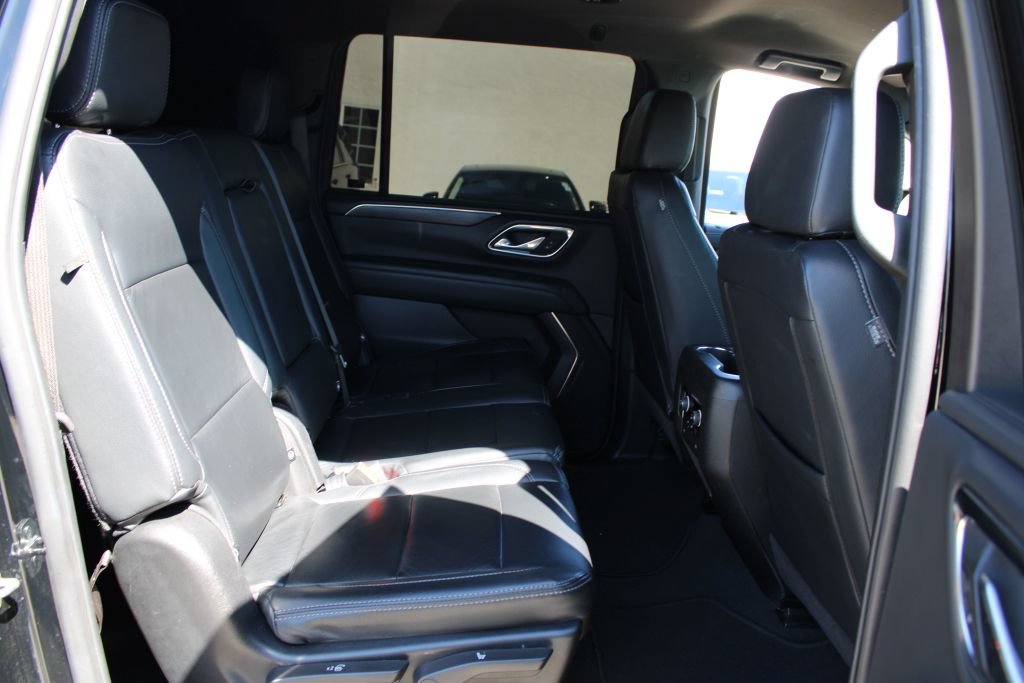 Used 2024 Chevrolet Suburban LS w/ Driver Alert Package RWD image 11