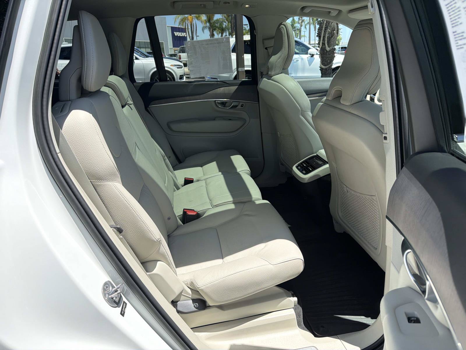 Certified 2023 Volvo XC90 B5 Plus w/ Protection Package Premier AWD/4WD image 25