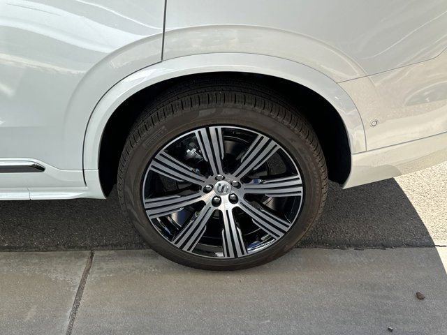 New 2025 Volvo XC90 T8 Plus w/ Protection Package Premier image 11