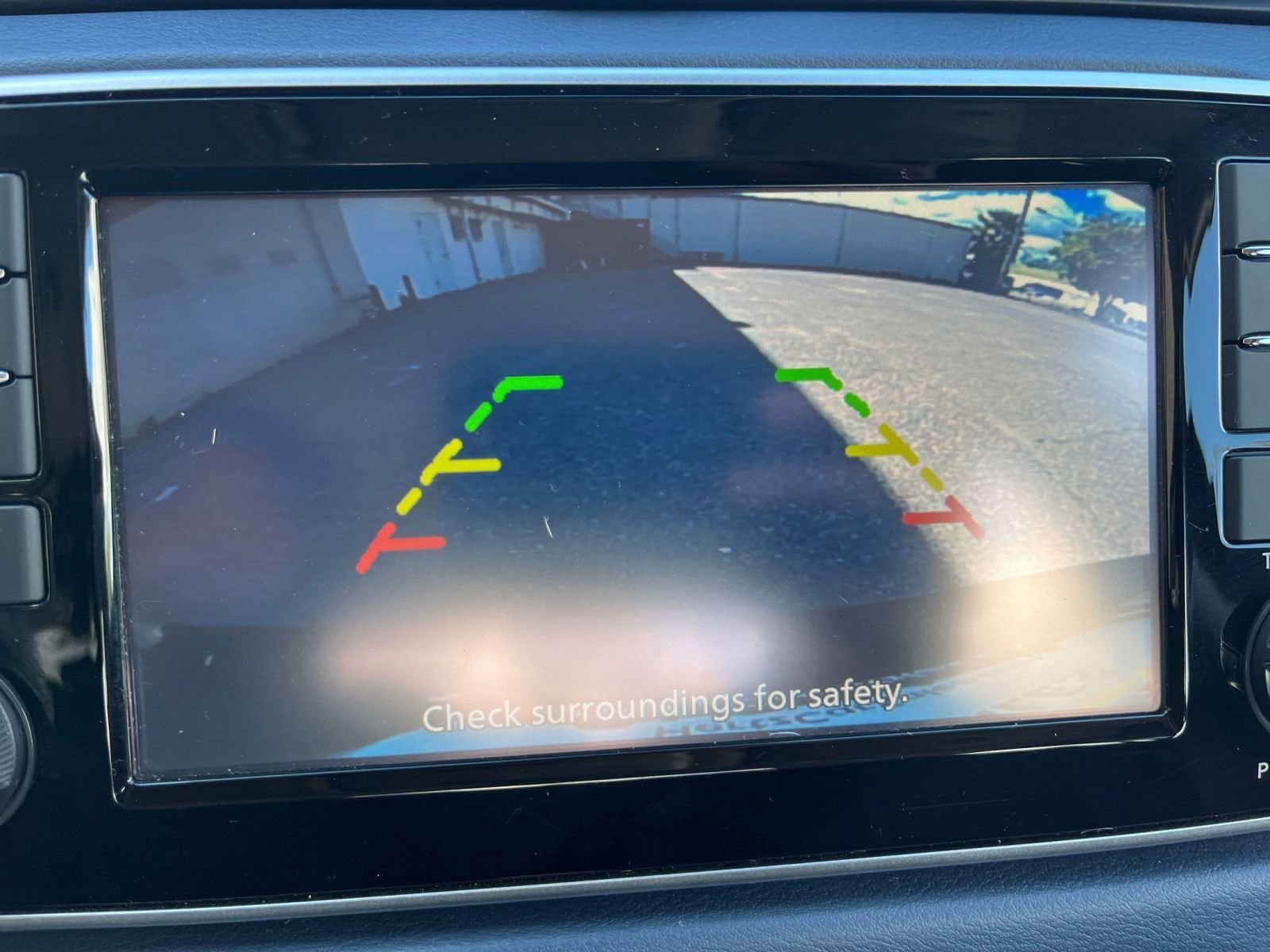 Used 2025 Nissan Versa SV image 22