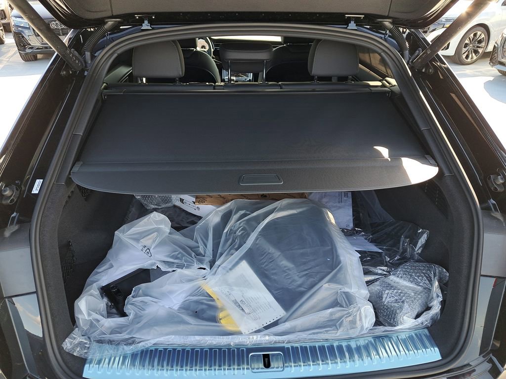 New 2026 Audi Q8 Premium Plus image 31