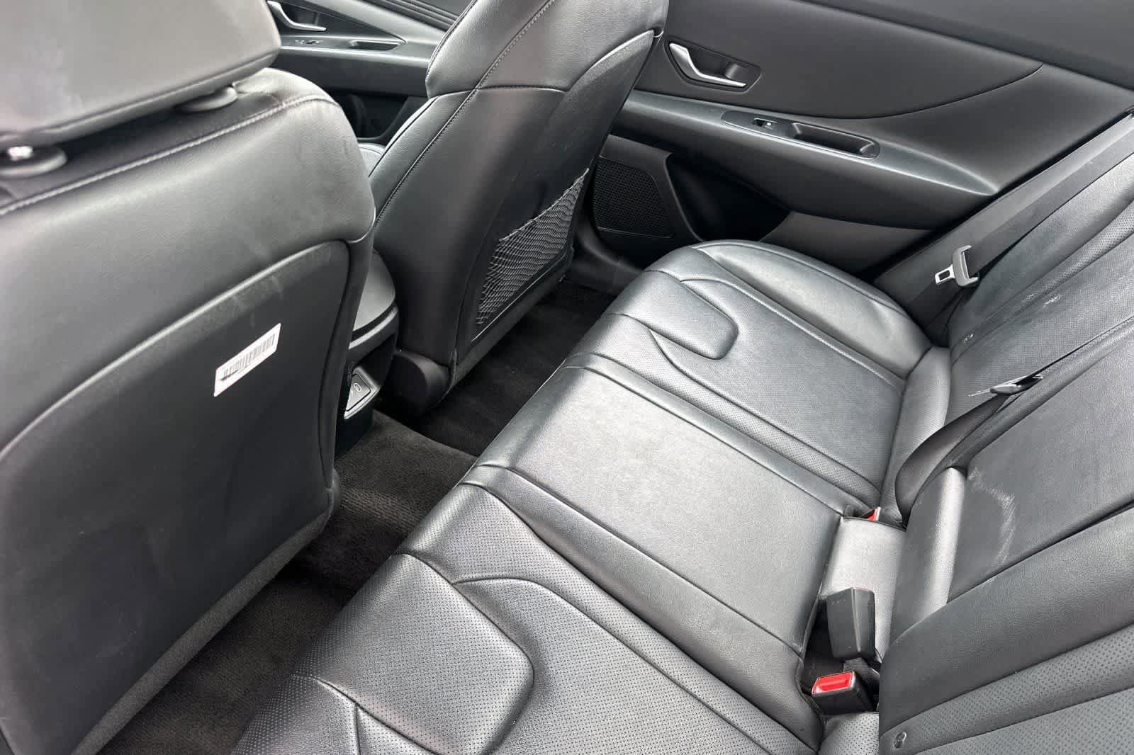 Used 2024 Hyundai Elantra Limited FWD image 4
