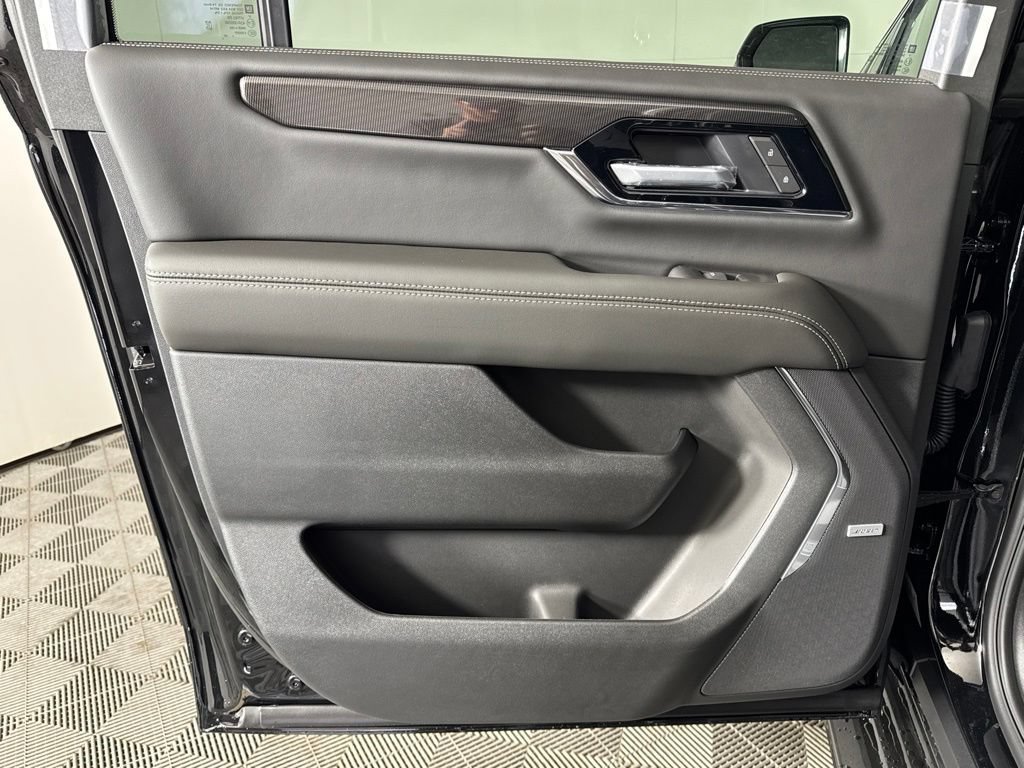 New 2026 GMC Yukon XL Elevation w/ Elevation Premium Package AWD/4WD image 32