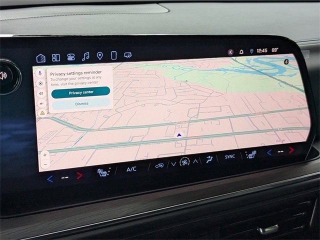 Used 2025 Chevrolet Suburban Z71 w/ Comfort Package image 25