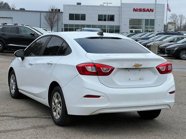 Used 2019 Chevrolet Cruze LS FWD image 8