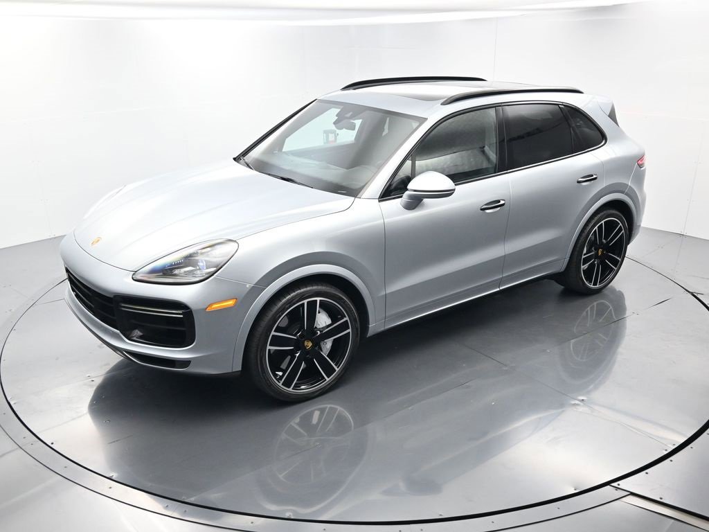 Used 2022 Porsche Cayenne Turbo image 35