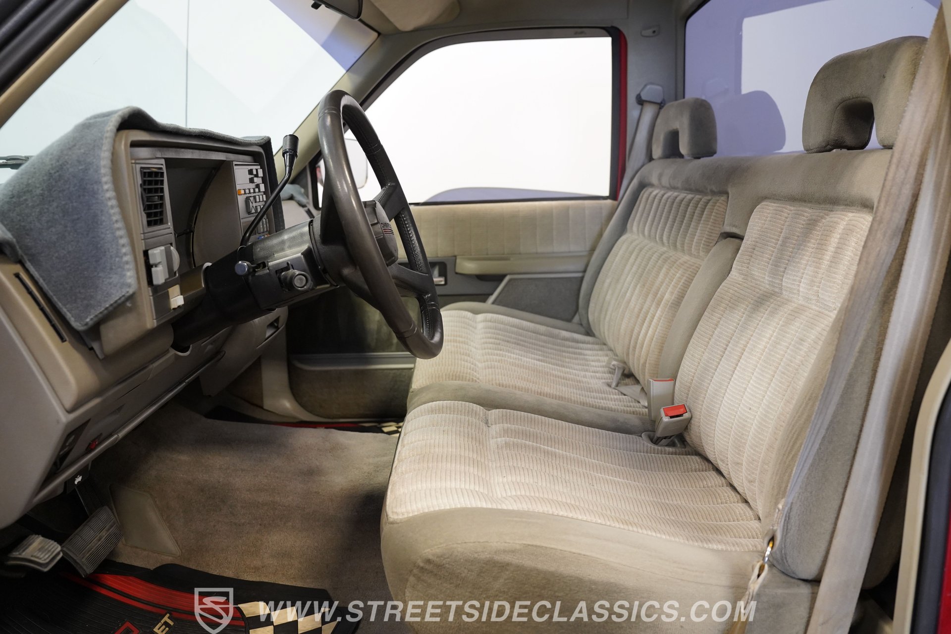 Used 1994 Chevrolet Silverado 1500 2WD Regular Cab image 3