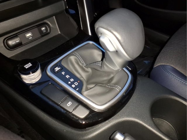 Used 2025 Kia Seltos S FWD image 20