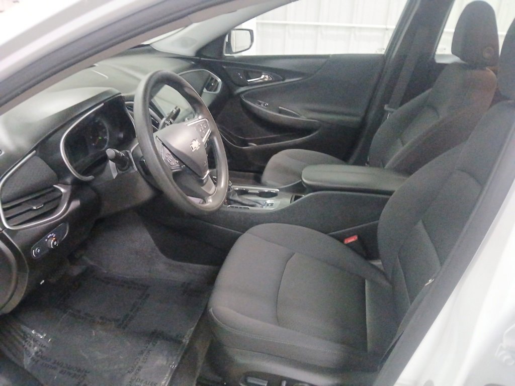 Used 2024 Chevrolet Malibu LT image 19