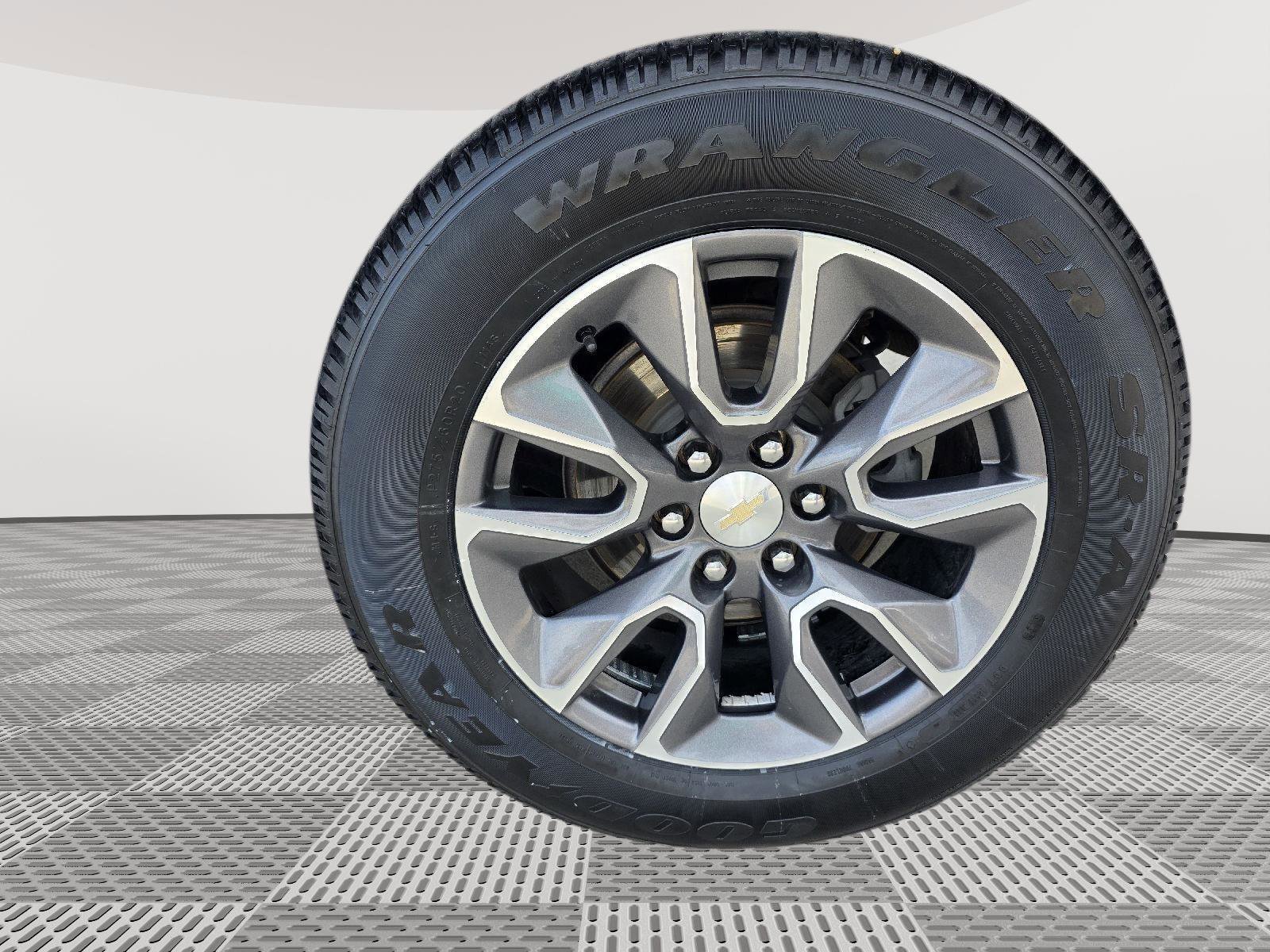 Used 2022 Chevrolet Tahoe LT image 24