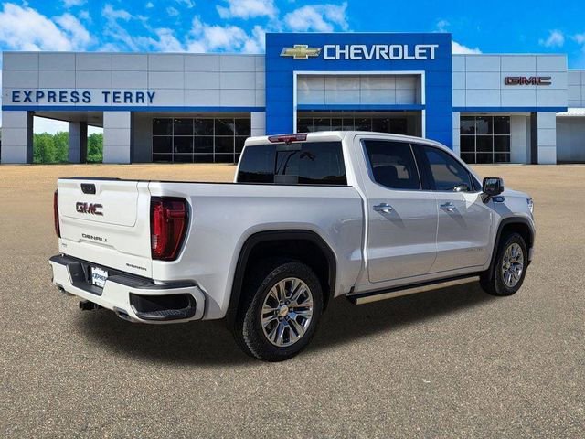 Used 2024 GMC Sierra 1500 Denali w/ Technology Package image 4