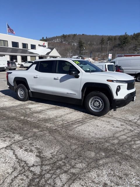 Used 2024 Chevrolet Silverado EV W/T image 5