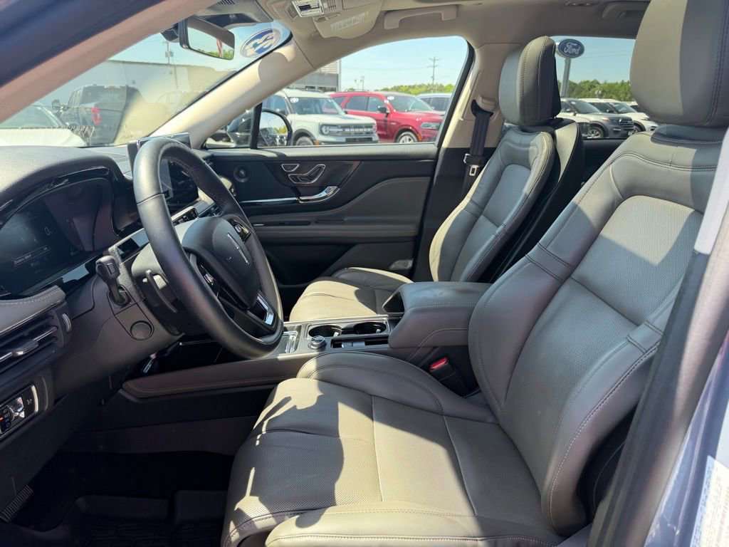 Used 2023 Lincoln Corsair Grand Touring w/ Equipment Group 302A image 15