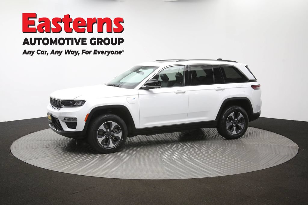 Used 2022 Jeep Grand Cherokee Limited 4xe w/ Luxury Tech Group II AWD/4WD image 62