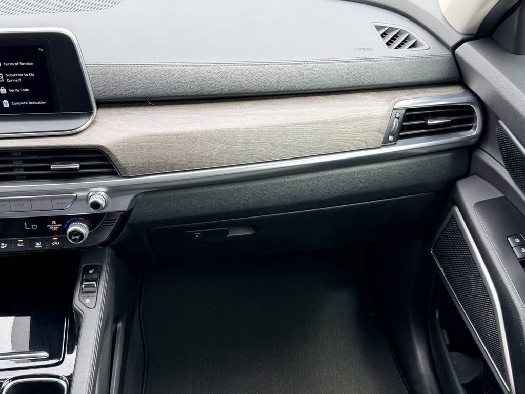 Used 2022 Kia Telluride EX w/ EX Premium Package image 19