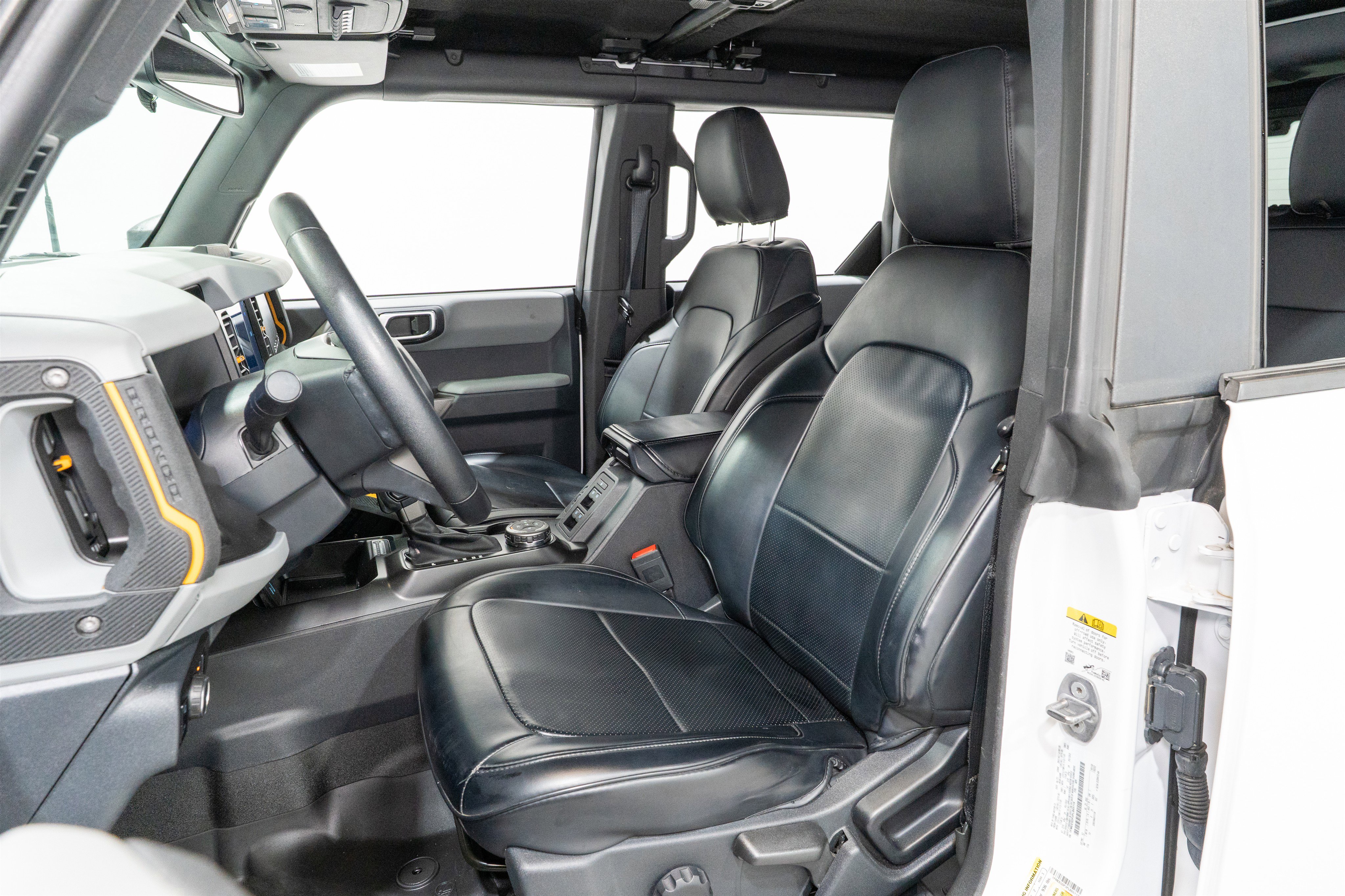 Used 2023 Ford Bronco Badlands w/ Sasquatch Package AWD/4WD image 16