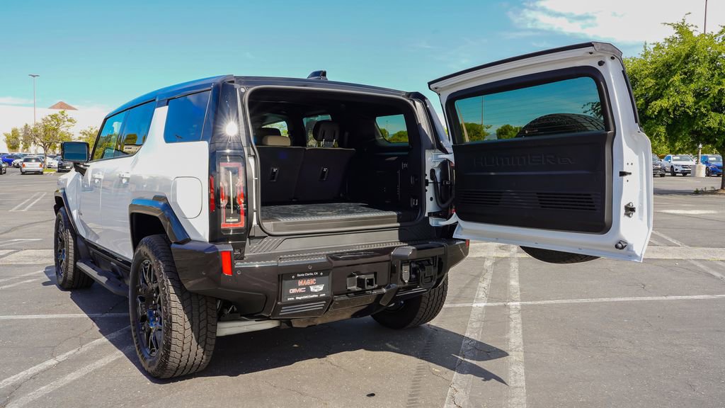 Used 2026 GMC Hummer EV SUV image 11