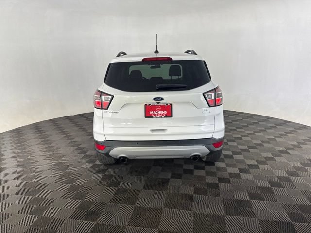 Used 2017 Ford Escape SE w/ SE Leather Comfort Package FWD image 6