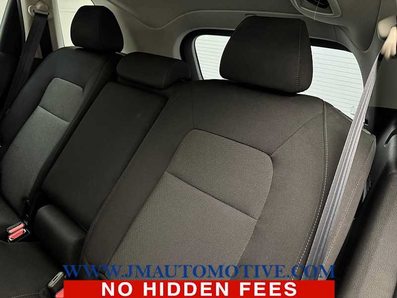 Used 2023 Honda CR-V EX image 16